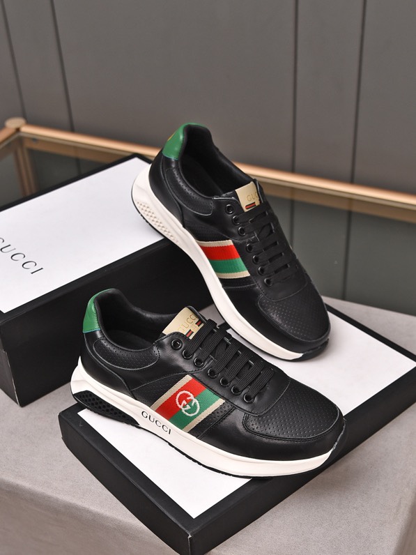 Gucci Sneakers